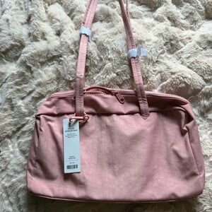 BAGGU UO EXCLUSIVE in rose tan (regular)